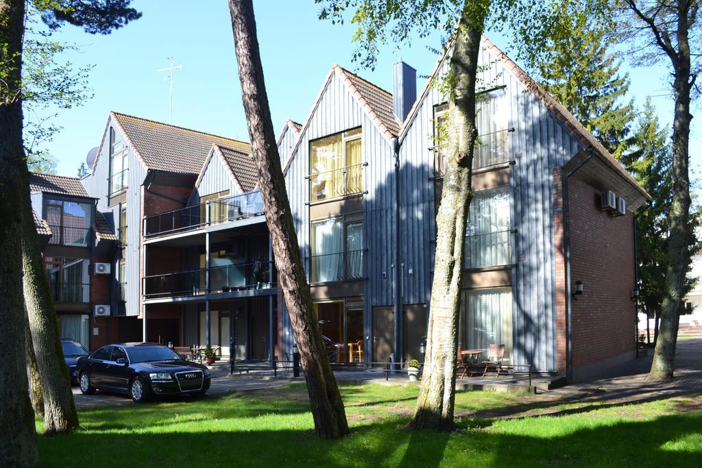 Saules Krantas Aparthotel Palanga Exteriör bild