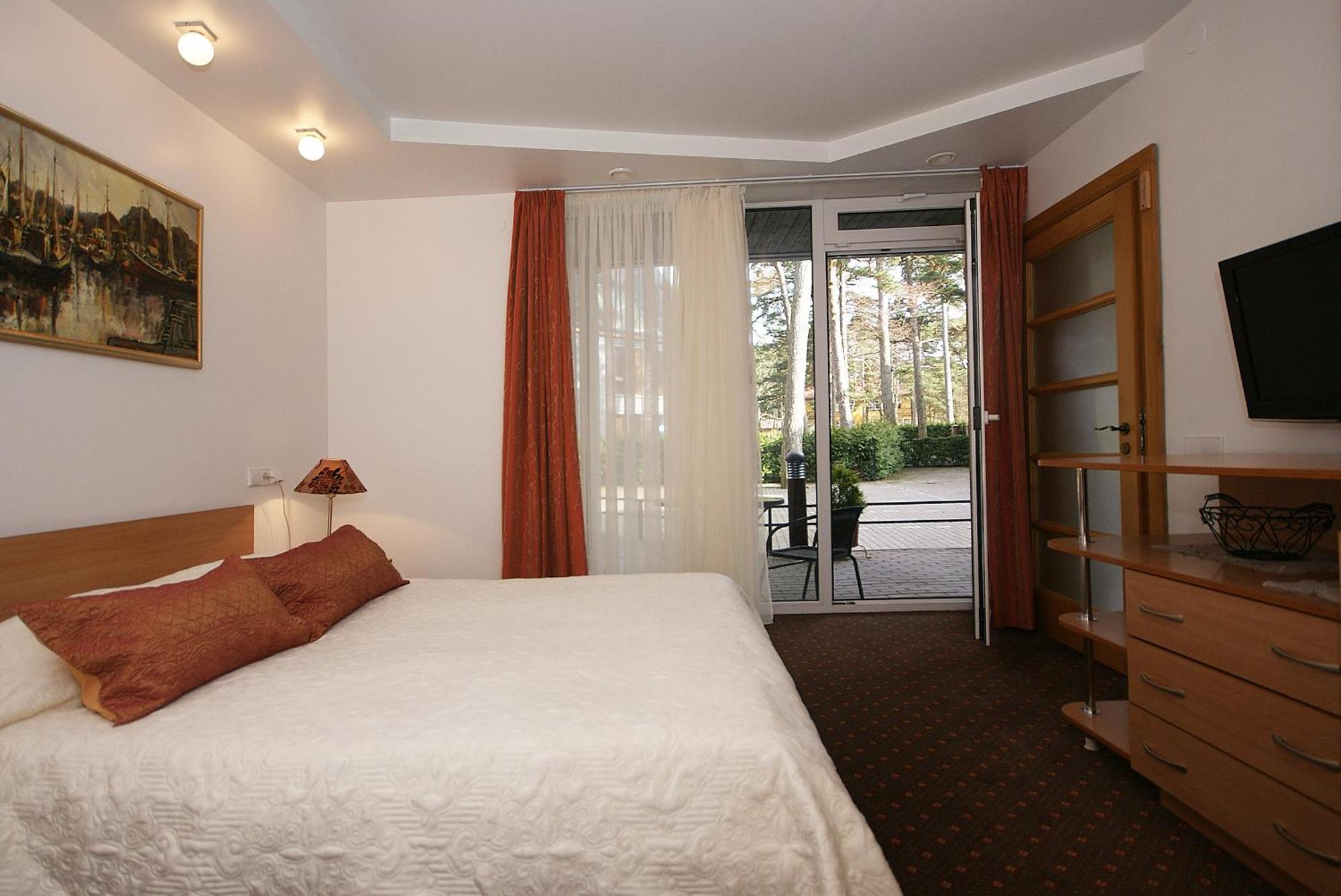 Saules Krantas Aparthotel Palanga Rum bild
