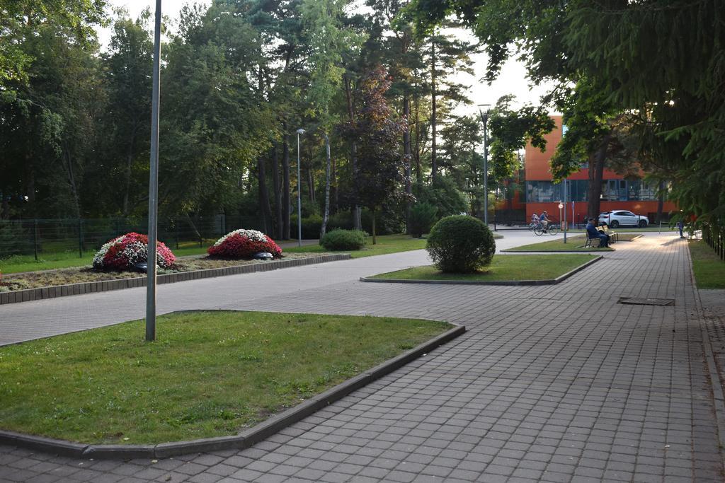 Saules Krantas Aparthotel Palanga Exteriör bild